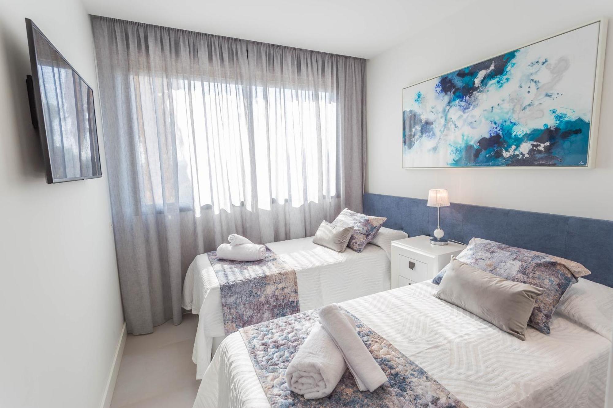 丰希罗拉Luxury 2Br Seaviews - Santa Barbara Heights公寓 外观 照片